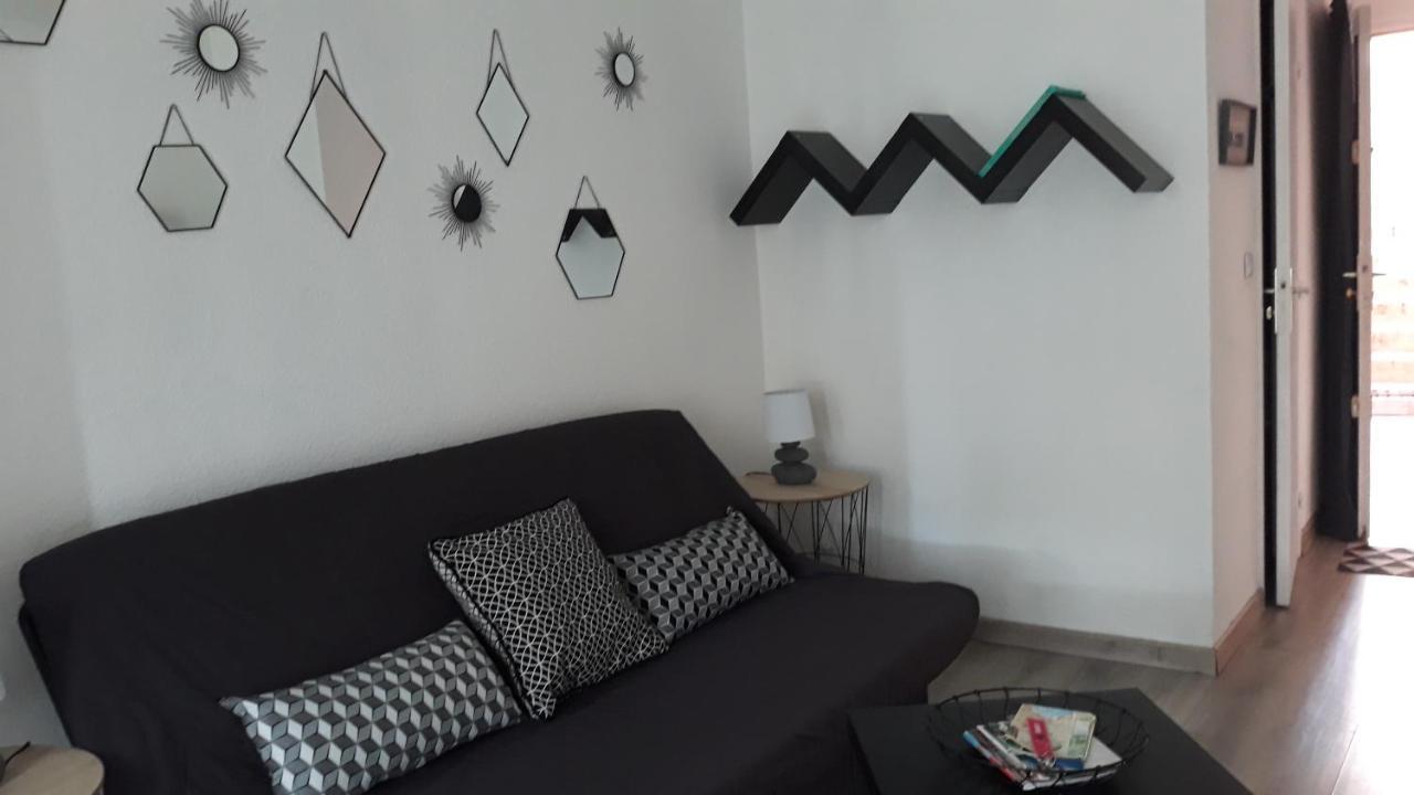 Bandol Studio Екстериор снимка