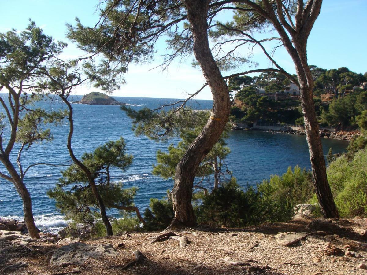 Bandol Studio Екстериор снимка
